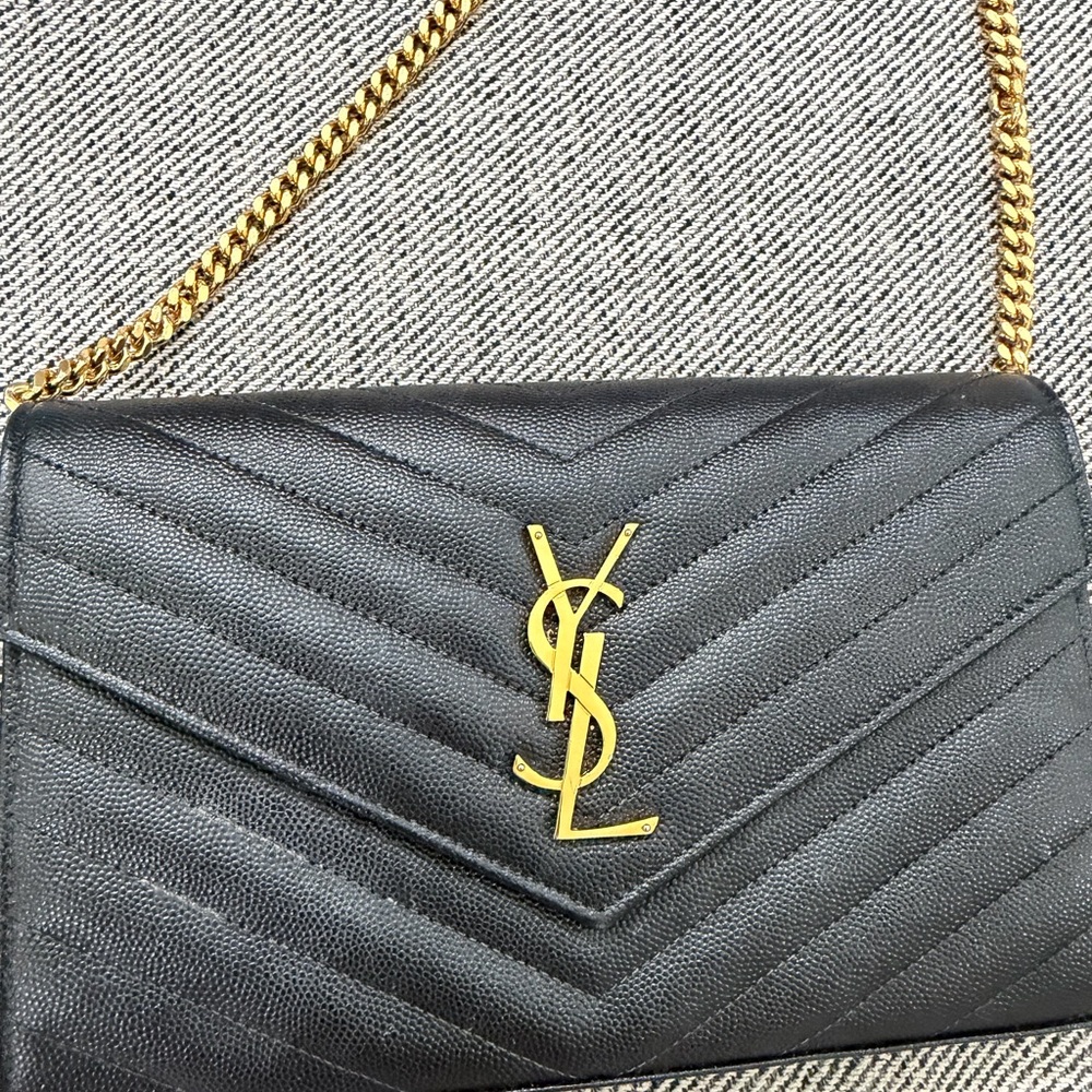 YSL Saint Laurent classic Cassandre chain wallet bag.